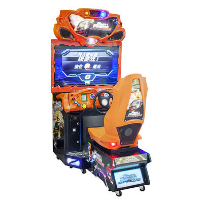 Tempête dynamique de luxe conduisant l'arcade de voiture emballant la machine de jeu de simulateur