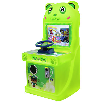 Une machine de jeu de course à deux joueurs à base de pièces